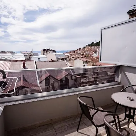 Leon Luxury Apartments Ohrid Exterior photo