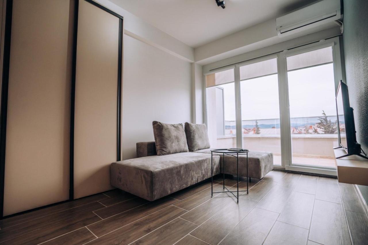Leon Luxury Apartament Ochryda